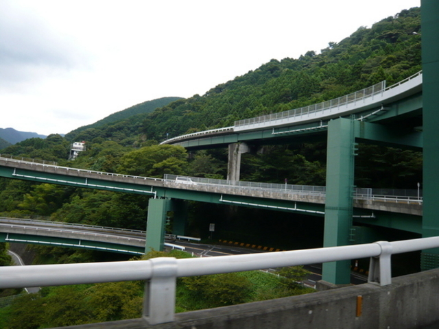 河津七滝ループ橋(七滝高架橋)