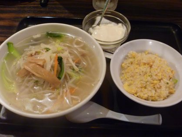ランチの「タンメンセット」です。_ミンミン