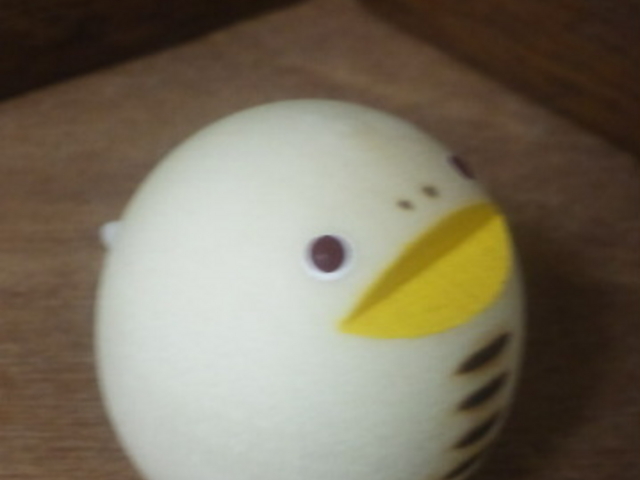 写真のこけしは、「へび」です。かわいいでしょ!かわいいしっぽつきです。_日本こけし館