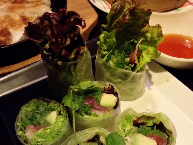 美味しい〜生春巻き&餃子&揚げ団子_手作り居酒屋 甘太郎 桜木町店