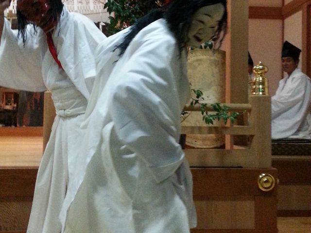 高千穂神楽ワンシーン_高千穂神楽