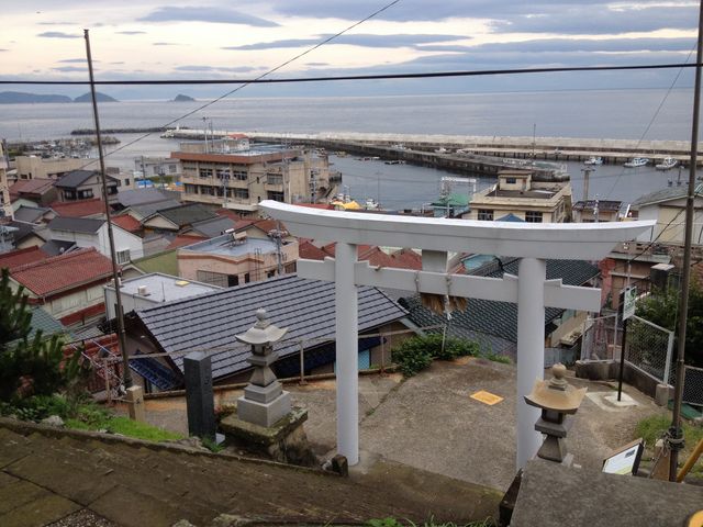 八坂神社参道から_神島