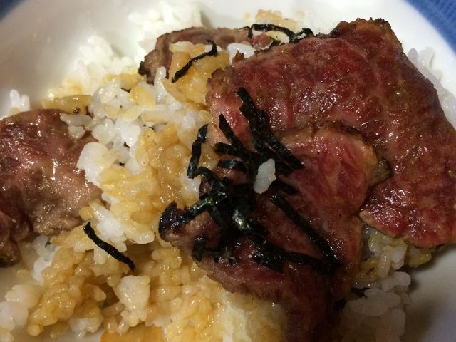 飛騨牛たたき丼_牛一
