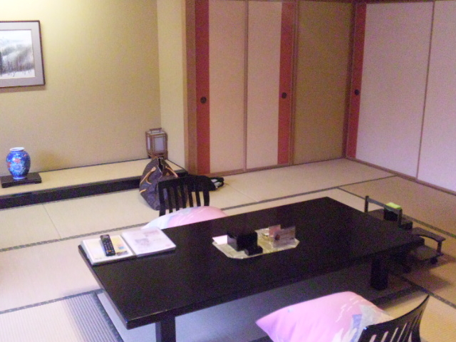 綺麗な部屋(街側)_匠のこころ吉川屋