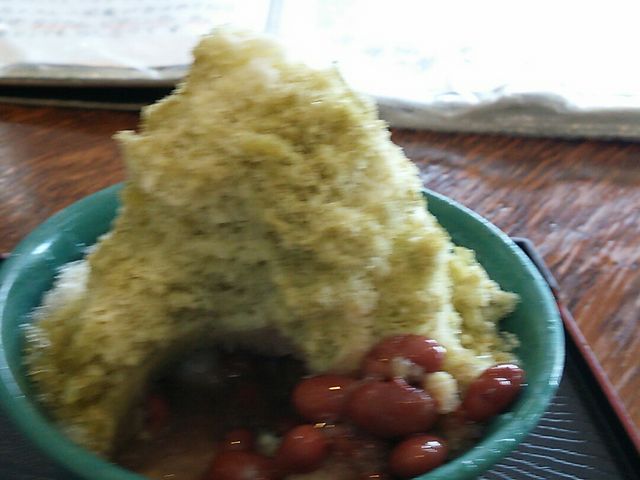 抹茶ミルクぜんざい380円_鶴亀堂ぜんざい 読谷本店