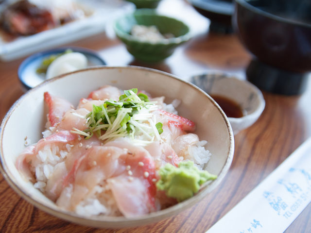 おすすめの「金目鯛漬け丼」_ぼら納屋