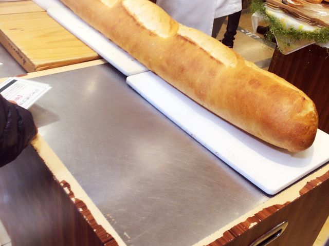 ジャンボフランスパン_Johan 栄ジョアン店
