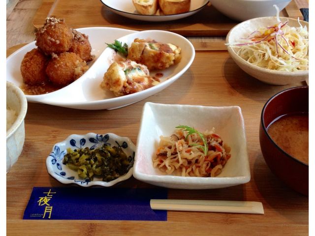 ランチメニュー_七夜月 貝津荘