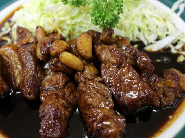 肩ロースとんてき1100円。めちゃくちゃおいしかったです_あさひ食堂