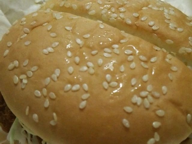 チーズチキンバーガー_マクドナルドJR神戸駅店