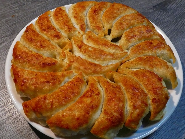 福島県・飯坂・円盤餃子・ひたち_ひたち