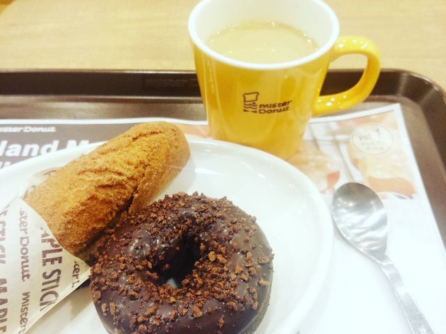 食べます。_ミスタードーナツ佐世保京町ショップ
