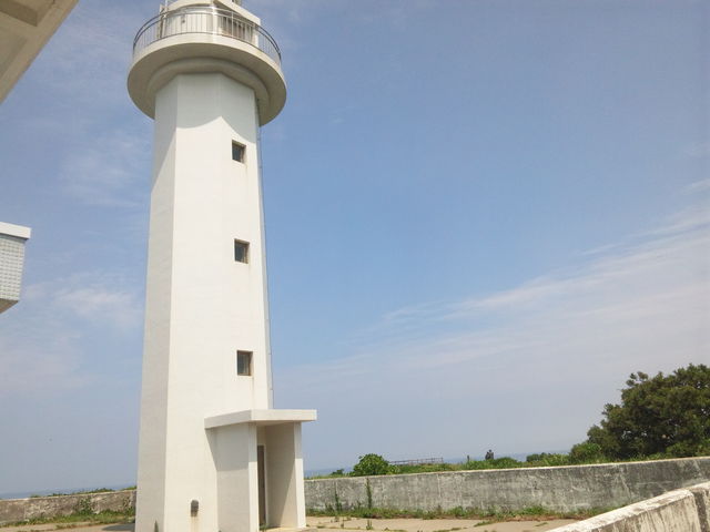 美しい灯台でした。_弾崎灯台