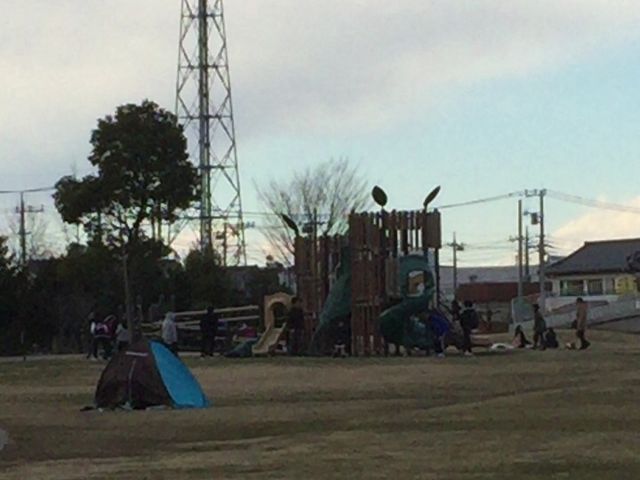 広場_まつぶし緑の丘公園