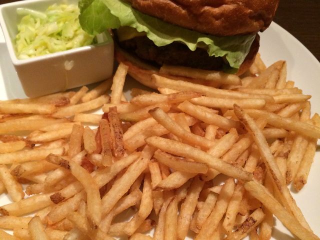 美味しいハンバーガー_Rana11