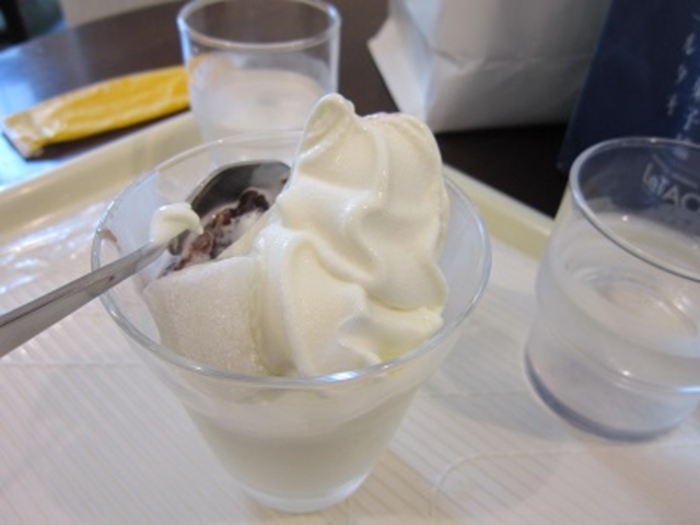 クリームぜんざい_小樽あまとう 本店