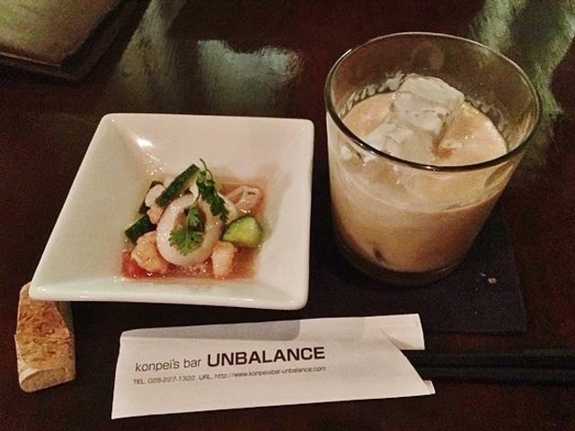 お通しとホワイトルシアン_アンバランス UNBALANCE 水戸