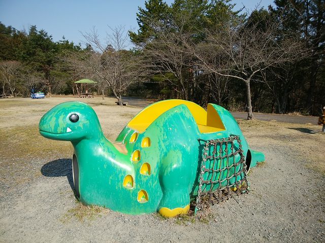 小さな子が好きそうな遊具_いなべ公園