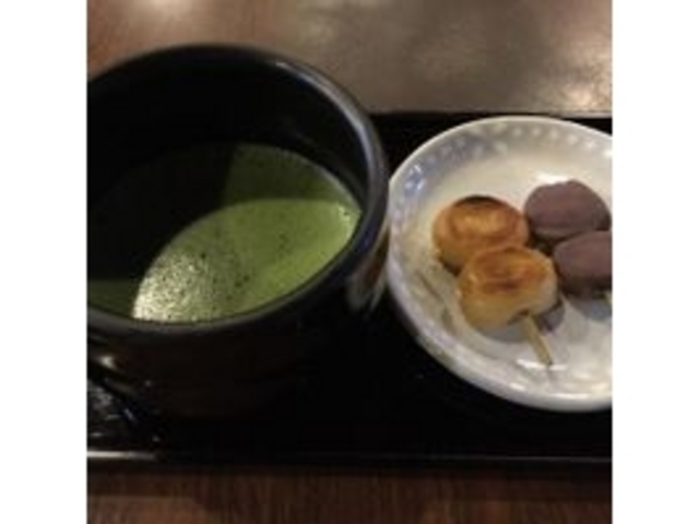 団子が美味しかったです。_羽二重団子 本店