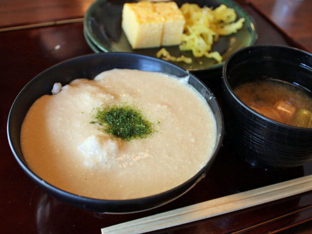 とろろが美味しかったです。_浅草 むぎとろ
