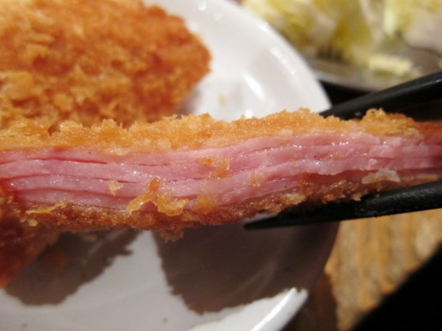 ハムカツが美味しかったです。_立飲み カドクラ