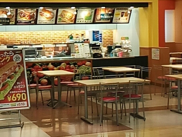 店内_サブウェイ アピタ千代田橋店