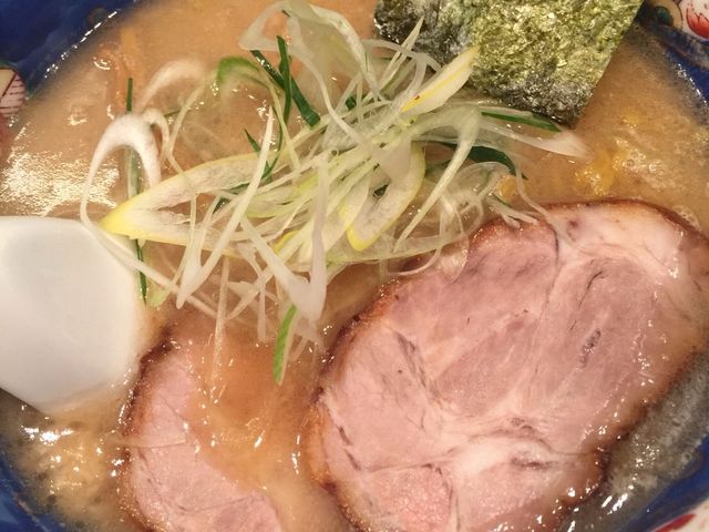 醤油ラーメン_らーめん てつや