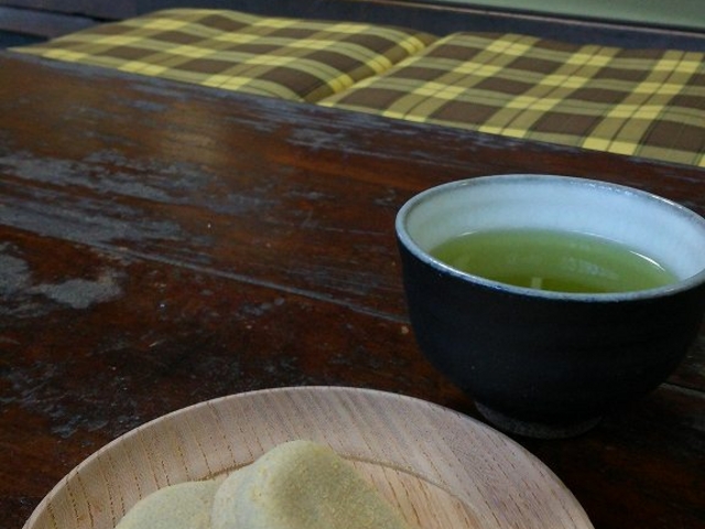 二軒茶屋餅_二軒茶屋餅角屋本店