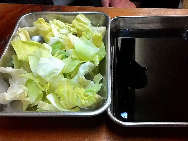キャベツ_丸勝串カツ店