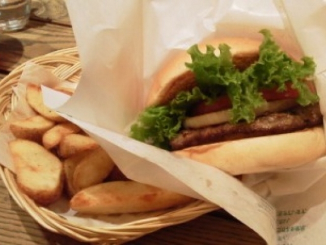 クラシックバーガー_フレッシュネスバーガー 上本町店