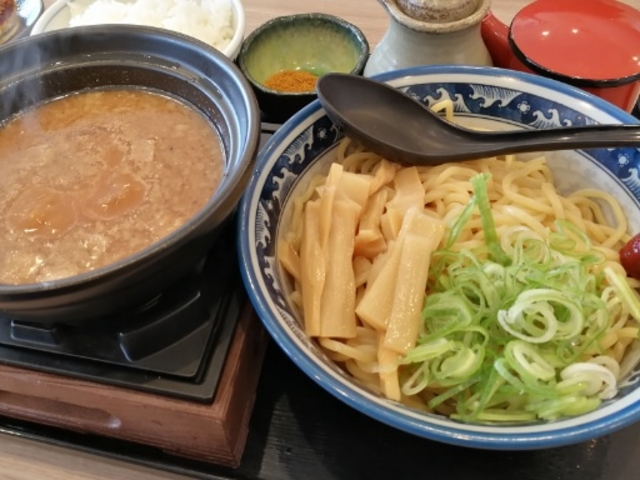 つけ麺にはごはんもついていました_極旨醤油ら〜めん一刻魁堂 アピタ長久手店
