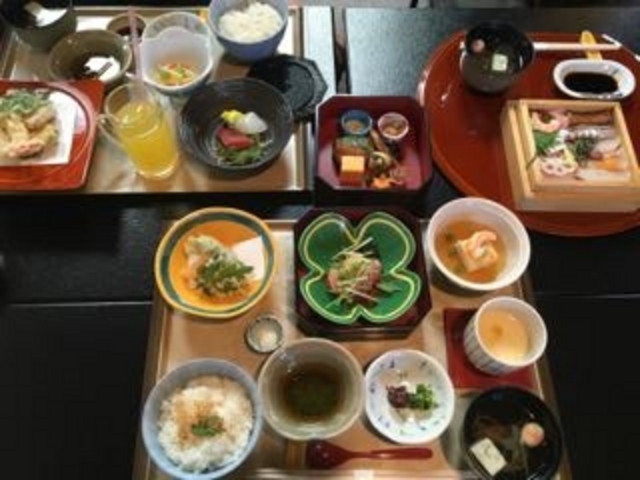 盛り付けも美しいです。_蔵Pura・和膳・風