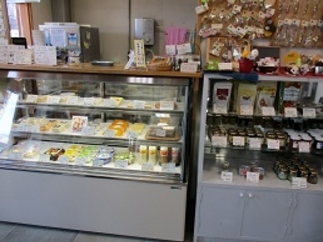 北アルプス牧場直売店