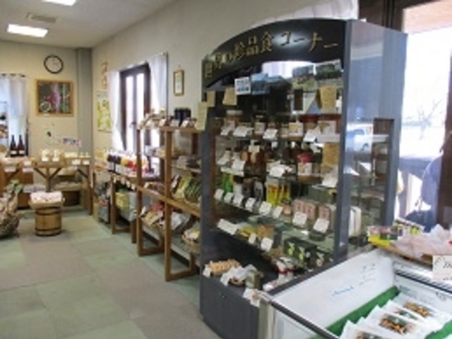 北アルプス牧場直売店