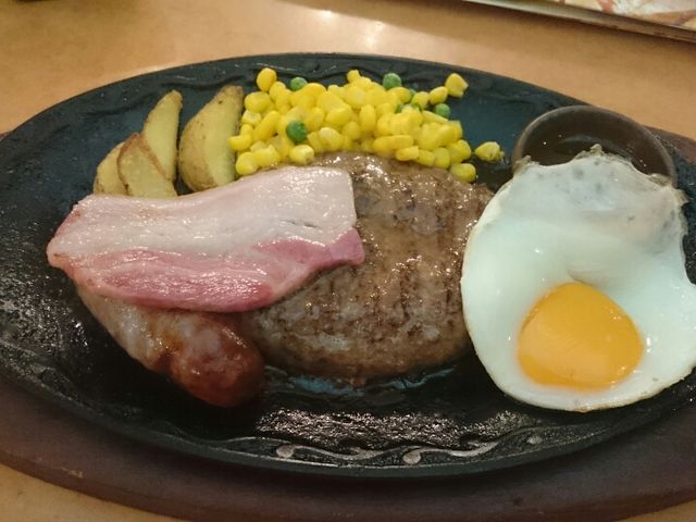 ミックスグリル_サイゼリヤ猿江店