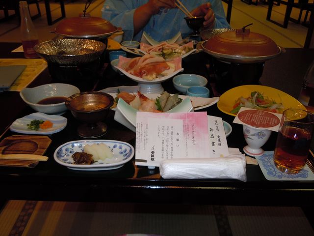 夕食御膳_結びの宿 愛隣館