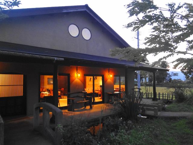外観も素敵なお店です。_阿蘇五山 梅くら
