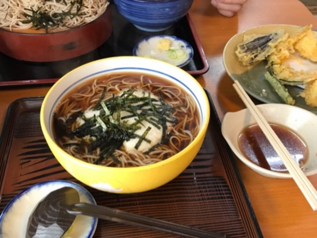とろろそば。_一休