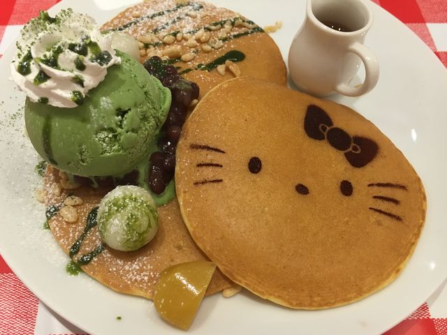 パンケーキ_ハローキティージャパン ダイバーシティ東京プラザ店