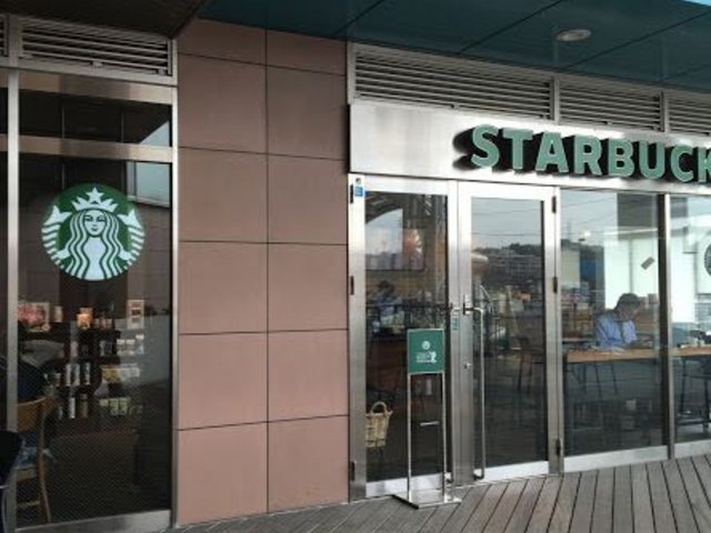 広めのお店です。_スターバックス・コーヒー らびすた新杉田店