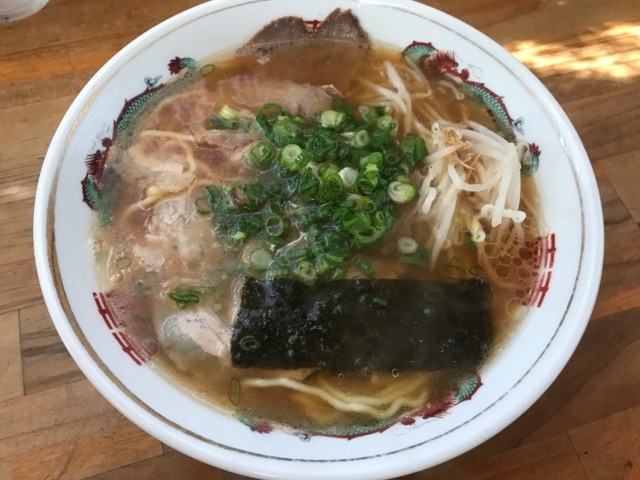 ラーメン 600円_紫川ラーメン