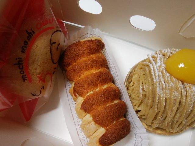 モッチモチシュー、クリームホーン、モンブラン_サンマルタン