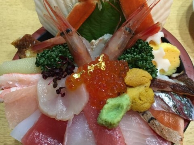 人気の海鮮丼_山さん寿司本店