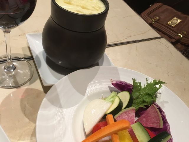 野菜のフォンデュ_世界のワイン博物館 グランフロント大阪店