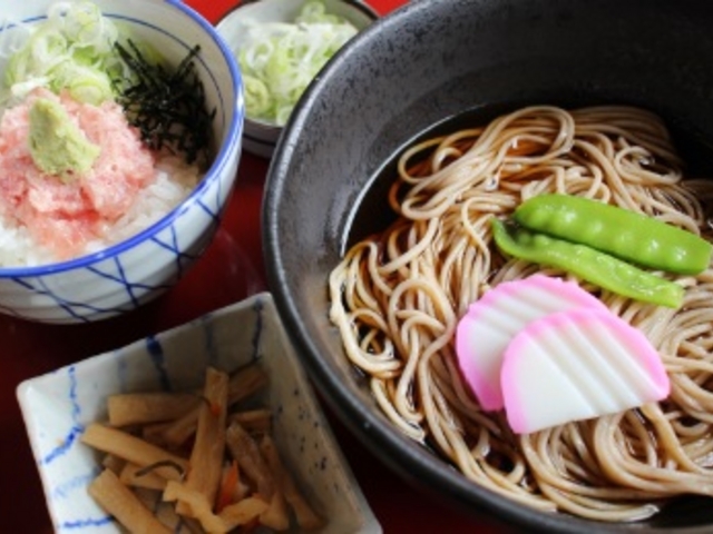 名古屋で言うところの「ころ」そば_サガミ藤ケ丘店