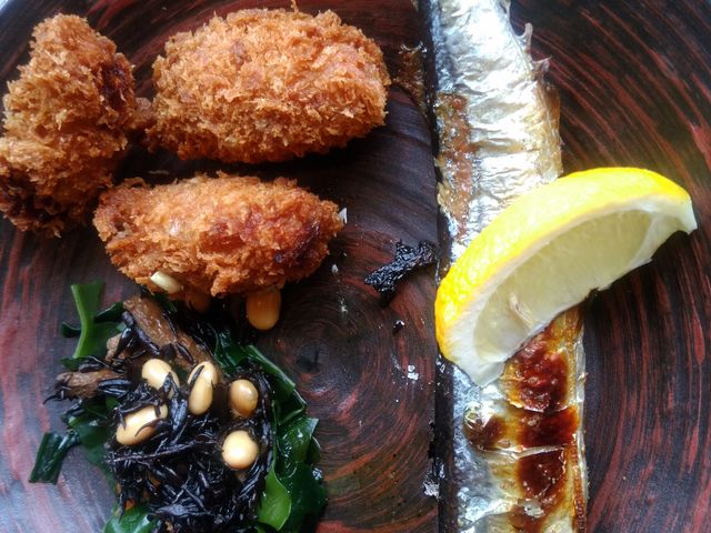 牡蠣フライ&秋刀魚の塩焼き_大戸屋ごはん処 マリノアシティ福岡店