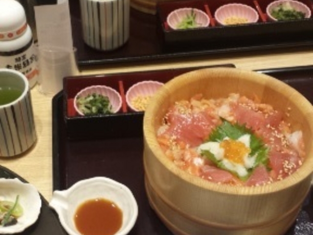 薬味もついて、ひつまぶしのようでした_四六時中 名古屋ドーム前店