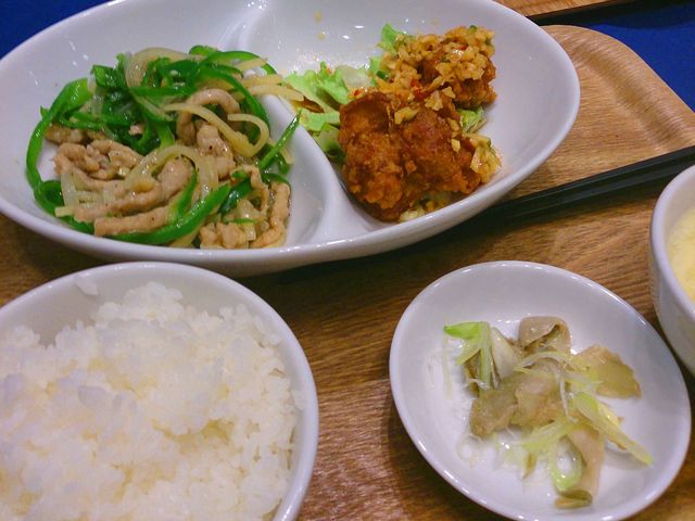 ランチメニュー_紅虎餃子房 イオンモール日の出店