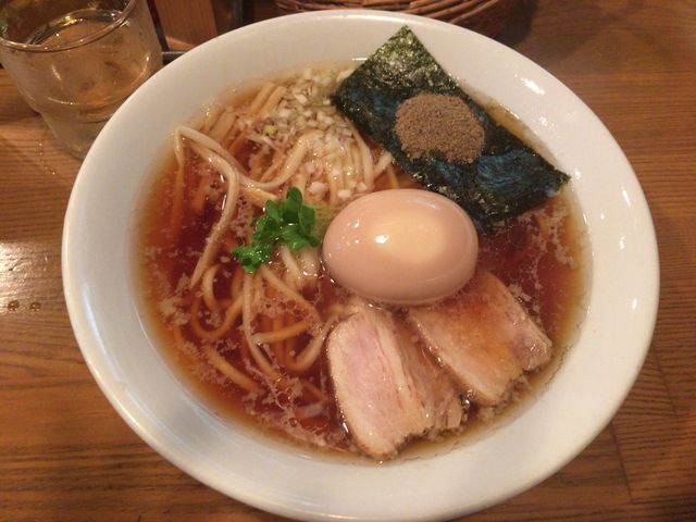 醤油らーめん+味玉_らーめん雅ノ屋