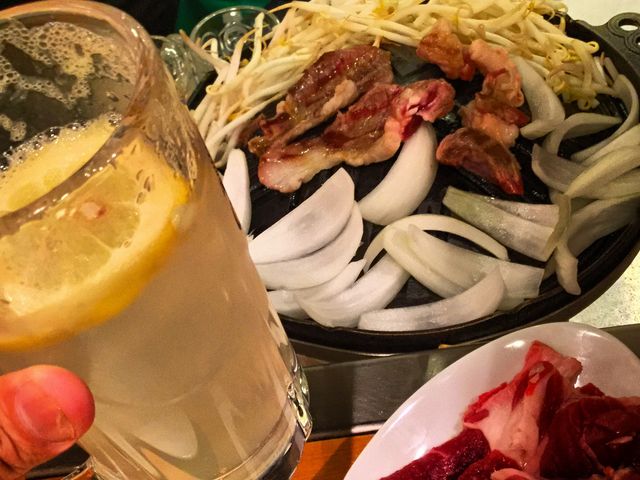 旨い肉とレモンサワーで「プハー!」なやつ!絶品でした!_ジンギスカン 羊飼いの店 いただきます。